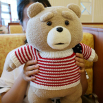 8 stiili Filmikaru Ted 2 Palusm&auml;nguasjad P&otilde;llega Pehmed T&auml;idisloomad Palus 45cm S&uuml;nnip&auml;evakingitus heale s&otilde;brale 45CM roheline