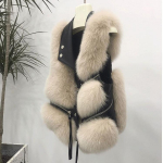 Kunstkarusnahast talve l&uuml;hike vestiga jope naistele, soe mantel M khaki