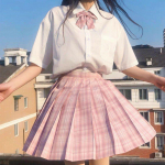 Autentne suvine koolivorm: Ruuduline seelik ja l&uuml;hikeste varrukatega komplekt algkooli &otilde;pilastele XS