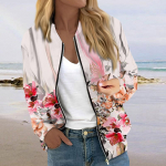 Naistele m&otilde;eldud jakid pikkade varrukatega, kerge lukuga, k&auml;rbitud moeprindiga &uuml;ler&otilde;ivad Taskutega vabaaja jakid L