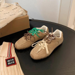 Viinamari ema stuudiolee retro paeladega mitmek&uuml;lgsed hingavad vabaaja sporditrenni Forrest Gump kingad naiste 2025 uued mudelid 35 khaki