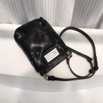 M6 Margiela 2023 s&uuml;gis-talv uus nahast temperamentsikas moekas naiste kott &otilde;lakott crossbody pilv mobiiltelefonikott trendikas 15x20x5cm must