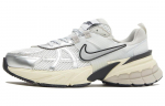 Nike V2K Run Summit White Metallic Silver Naiste FD0736-100 38