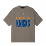 Fear of God Essentials Knicks 90ndate T-s&auml;rk Homestead Heather Meeste Topid Beež 125NB252008F M