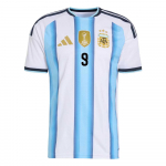 Adidas Originals 2026 Maailmameistriv&otilde;istlused Argentina Rahvuskoondis Julian Alvarez 9 Kodus Kiiresti Kuivav V-kaelusega Jalgpallis&auml;rk M&auml;ngija Versioon Unisex s&auml;rk JM5897-9 M