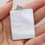 Natural Shell P&auml;rlmutter ripatsid Mood valged kestad sulamist amuletid ehete valmistamiseks DIY Naistele Meestele Kaelakee Aksessuaarid K&auml;sitsi valmistatud k&auml;sit&ouml;&ouml; 35x45mm