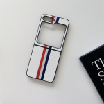 Nahk&uuml;mbris Samsung Galaxy Z Flip5 telefoni&uuml;mbrisele Z Flip5 luksuslikud &uuml;mbrised, tavalised &uuml;mberp&ouml;&ouml;ratavad plastikust k&otilde;vad kaitse&uuml;mbrised For Galaxy Z Flip5