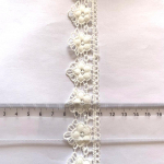 4 m/13,12 jalga iga pakend valge pits &auml;&auml;ristused suured laiad paelad sajajalgsed k&auml;sitsi valmistatud meisterdamine k&auml;sit&ouml;&ouml; &otilde;mblemine aksessuaar kleit m&uuml;tsid &otilde;mble &auml;&auml;ris j&otilde;ulukaunistused