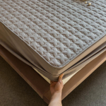 Pehme paksenenud tepitud madratsikate Antibakteriaalne tolmulestakindel Voodimadratsi aluskatte kaitsja Voodikate ei sisaldu Padjap&uuml;&uuml;r 90x200x30cm