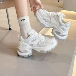 Populaarsed isa kingad naistele 2024 suvi uus mood Korea trendikas retro k&otilde;rgendav platvorm mitmek&uuml;lgsed spordi- ja vabaajajalatsid 40 valge