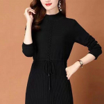 Poolk&otilde;rge kaelusega kootud kleit naistele s&uuml;giseks ja talveks &Uuml;hev&auml;rviline keskmise pikkusega villane kleit Vabaaja pikkade varrukatega kampsun S must
