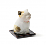 Shoyeido Viirukip&otilde;leti Urara Maneki Neko Valmistatud Jaapanis S valge