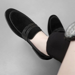 Kevadine moedisain Kvaliteetne seemisnahk Meeste mokassiinid Vabaaja matid nahast kingad Pulmapidu S&otilde;idukingad Suurus 38-47 44 must