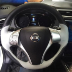 For Nissan Teana Altima X-Trail Qashqai 2014-2017 Hand-Stitched Non-Slip Black white Leather Car Steering Wheel Cover 1