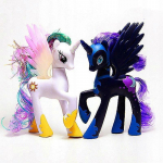 Minu v&auml;ike poni komplekt. Luna Celestia