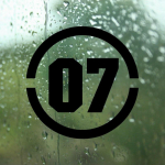 Tri Koshki v&otilde;idus&otilde;idunumber 07 kiivri kleebised autokleebised naljakad vin&uuml;&uuml;lkleebised mootorratta tarvikute kleebised heigh 5cm