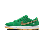 Nike Dunk Low SB PS St. P&uuml;ha Patricku P&auml;eva Laste Tossud Rohelised Lucky-Green Metallik-Kuld DN3675-303 28