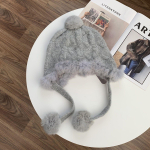 Palus k&otilde;rvakaitsem&uuml;ts Korea versioon naistele talvesooja trendiga metsiku k&uuml;&uuml;liku juuksed k&uuml;lmakindel kootud m&uuml;ts Juhuslik v&auml;lim&uuml;ts karvapalliga 56-58cm valge