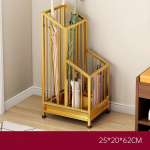 Kerge luksuslik rauast kunsti kodu uksel&auml;ve veekindel vihmavarjuriiul Vihmavarju &auml;mbri hoiuriiul hotelli fuajee sissep&auml;&auml;su juures kuld