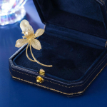 Lilles&otilde;lg Naiste tipptasemel inkrusteeritud barokkp&auml;rlipross Mitmek&uuml;lgsed r&otilde;ivan&otilde;elade tarvikud Electroplated real gold kuld