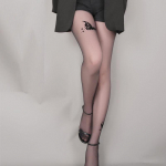 Seksikad naiste mustad sukkp&uuml;ksid, liblikas mustriga siidist sukkp&uuml;ksid, t&uuml;drukud, &otilde;hukesed k&otilde;rged sukad One size must