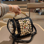 2025. aasta uus moodne k&auml;eshoitav padjakott, mitmek&uuml;lgne Crossbody kott
