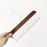 T&auml;ispuidust 8 konksuga riidenagi Multifunktsionaalne kuivatusrest rihmade riputamiseks M&uuml;tsid Vestid Aluspesu Siidisallid Kodukaunistused B