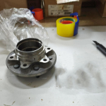 Rattalaagri rummu laagrid NISSAN PATROL Y61 Y60 jaoks 40202-VB226 40202-VB225 40202-VB20A 40202VB226 40202VB225 40202VB20A Without bearings white