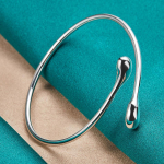 925 h&otilde;bedased veetilga reguleeritavad k&auml;ev&otilde;rud naiste moeehted