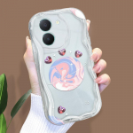 Armas koomiksimustriga kreemjas tekstuuriga korpus, lainelise servaga pehme silikoonkaanega telefoni&uuml;mbris Vivo jaoks Vivo V27 5G valge