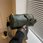 Vintage lilledega reljeefne Crossbody kott etnilise stiiliga silindriline rahakott Naiste &otilde;lakott laia rihmaga 23x11.5x14.5cm pruun