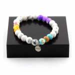 Pierres et Min&eacute;raux. Bracelet Perles Howlite + Jaspe orange bleu + Jaspe violet bleu + Fabriqu&eacute; en France.