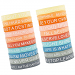 20-osalised inspireerivad silikoonist k&auml;ev&otilde;rud koos motiveeriva tsitaadiga mitmev&auml;rviliste randmepaeltega lastele ja t&auml;iskasvanutele B