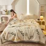 Kahekihiline paksenenud fliispleed &uuml;hekohaliseks v&otilde;i kahekohaliseks kasutamiseks S&uuml;gis/Talv kattepleed 150*200cm