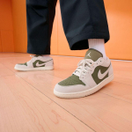 Jordan 1 Low SE Medium Olive Sail 44