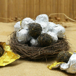 Shen Puer 2017 k&auml;sitsi valmistatud Dragon Ball Yiwu vana puu materjalid Puerhi toores minitee 50g