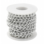 1 rull 5 m keerutatud alumiiniumist &auml;&auml;reketid kaelakeede jaoks k&auml;ev&otilde;rud materjalid ehted. h&otilde;be