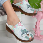 Naiste meditsiinilised ortopeedilised puukingad &ndash; libisemisvastased, mugavad 35