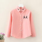 Teismeliste t&uuml;drukute &otilde;pilaste s&auml;rgid pikkade varrukatega t&uuml;drukutele, valged tikitud pluusid, topsid kevad-s&uuml;gis lasteriided 4T valge