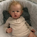 50/70 cm populaarne Liam Reborn poissnukk Kvaliteetne 3D-v&auml;rvitud taaskasutatud beebinukud poistele Laster&otilde;ivaste mudel S&uuml;nnip&auml;evakink lapsele m&auml;nguasjaga kaasas 50cm