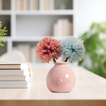 Keraamiline lillevaas pung v&auml;ikese minimalistliku laua laua keskosaga lillekompositsioon elutoa jaoks roosa