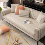 &Scaron;enillist diivanipadi Four Seasons universaalne libisemisvastane riie, kerge luksuslik nahast diivanikate 70*70