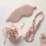 Sleep Eye Mask kolmeosaline komplekt Pehme siidist satiin Night Sleep silmamaski kinkekomplekt Pakitav silmamaski komplekt One Size roosa