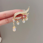 Lily Of The Valley Tutt Smart Pearl Pross Tipptasemel naiselik &uuml;likond Pross Disain Sense Niche Pin Aksessuaarid