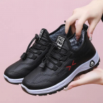 Mom nahast karusnahast mokassiinid naiste sporditossud eakatele naistele pehmed soojad mugavad 35 must