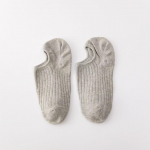 Naiste &otilde;hukesed puuvillased paadisokid &ndash; &uuml;hev&auml;rvilised, mitte-esinevad, higi imavad, deodorant, Jaapani stiilis. One Size helehall v&auml;rv