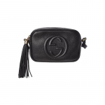 Gucci Soho reljeefne logo tutiga v&otilde;tmehoidja nahast kaamerakott &otilde;lakott crossbody kott mini naiste must must