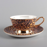 Euroopa stiilis kohvitass ja alustass Inglise pastoraalne mood p&auml;rastl&otilde;unane tee k&otilde;rge luu portselanist keraamiline tass teetass 200ML DXUIALOI 101-200ml