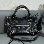 &Otilde;livaha nahast k&auml;ekott Uus mootorratta retro must k&auml;ekott Tekstuur Moekas &Uuml;heosaline Ristkeha kott Ehtsast nahast 24x9x16cm must