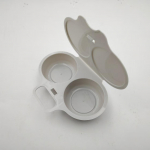 Hallist plastist mikrolaineahju omletitegija